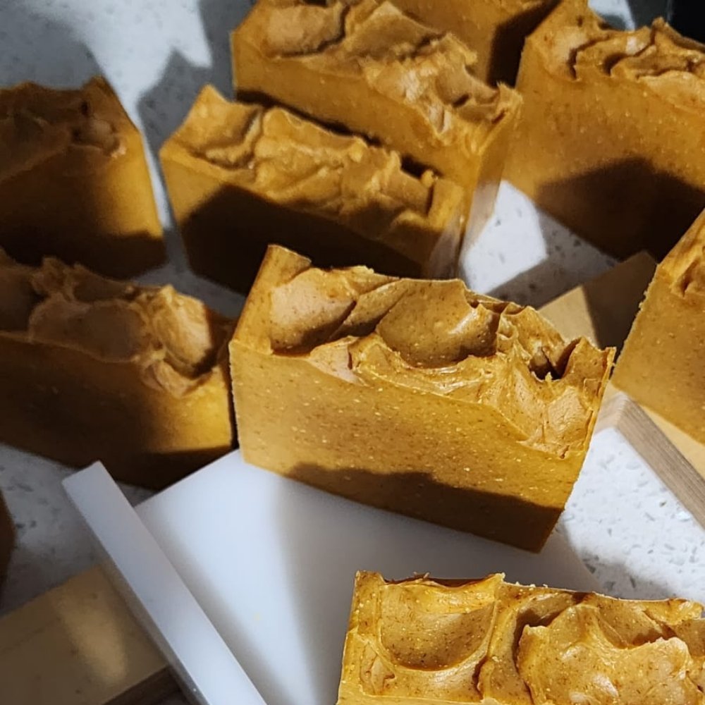 Kojic Acid Papaya Soap - Image 2