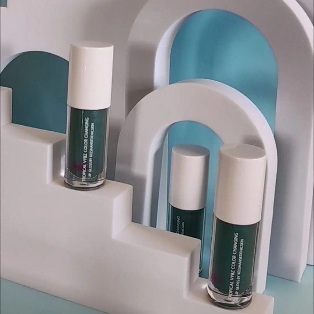 Tropical Vybz Color Changing Lip Gloss